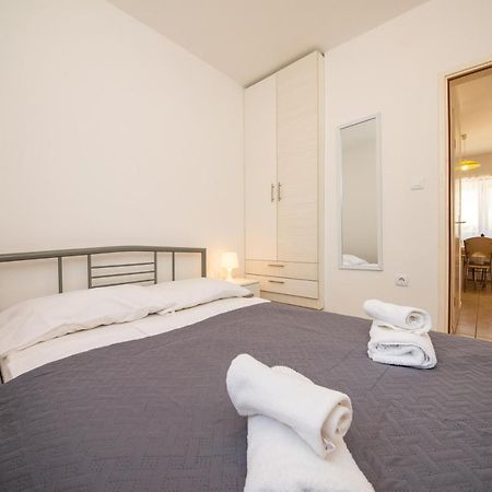 Apartmani Manita Paklenica Селине Экстерьер фото