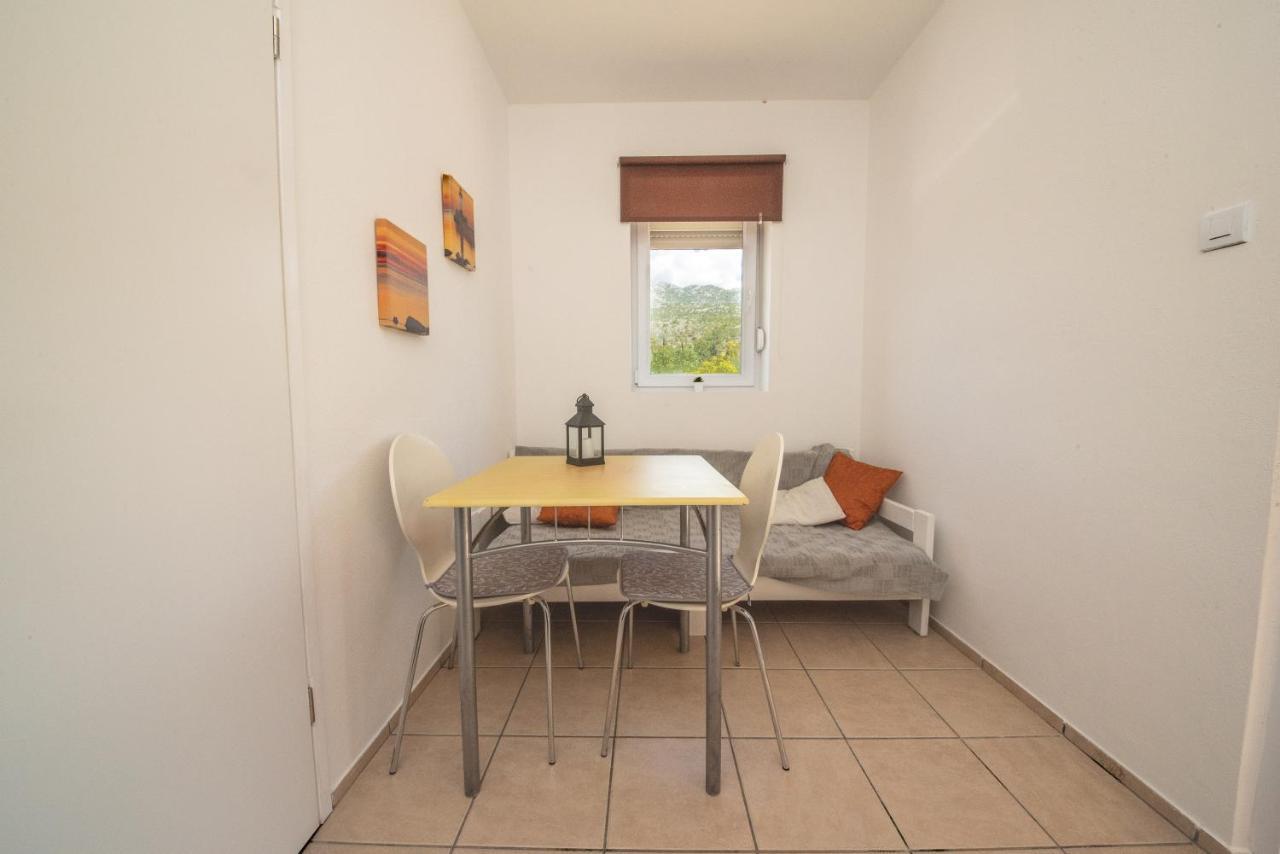 Apartmani Manita Paklenica Селине Экстерьер фото